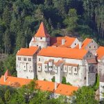 Замок Пернштейн: адрес, история и дата постройки, необычные случаи, фото и отзывы туристов