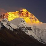 Почему никто не может покорить гору Кайлас в Тибете