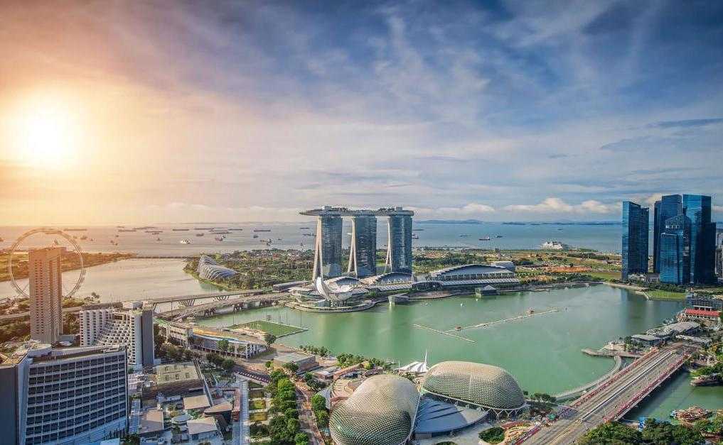 солнечный день в Сингапуре