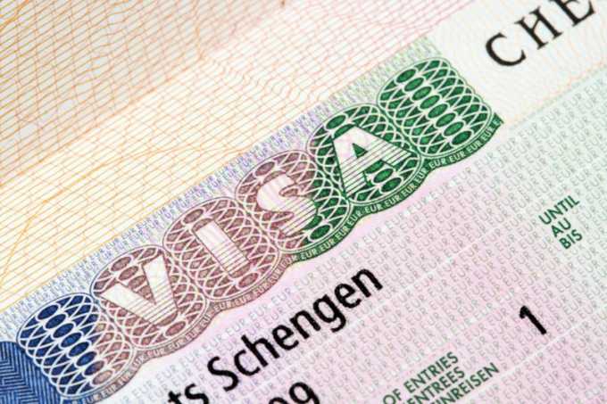 Как заполнять анкету для Шенгенской визы