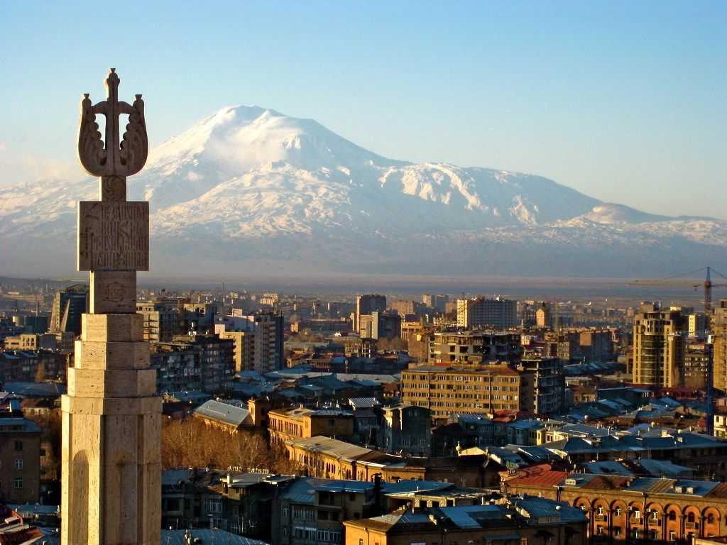 Обелиск «Возрожденная Армения»
