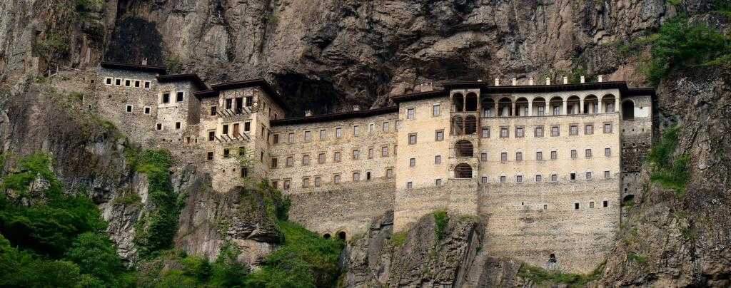 Монастырь в Турции