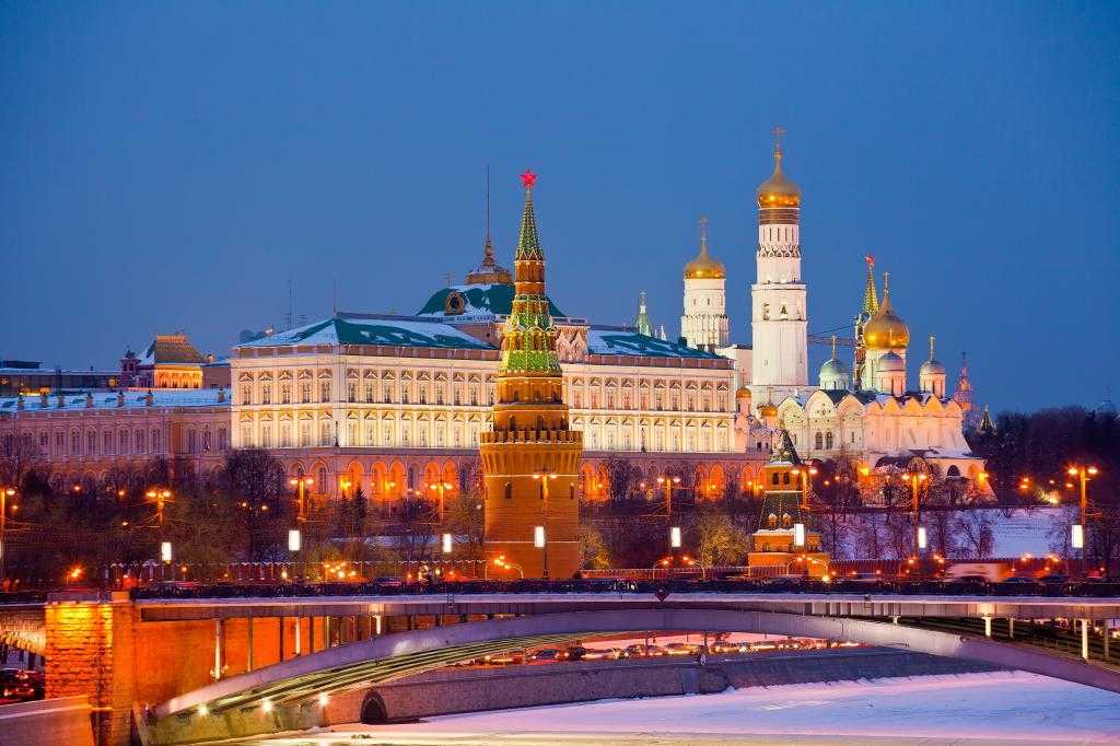 Московский кремль в вечернее время