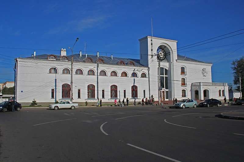Вокзал в Новгороде Великом