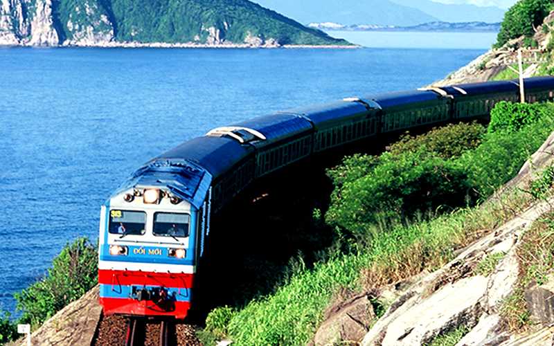 Вьетнам поезд